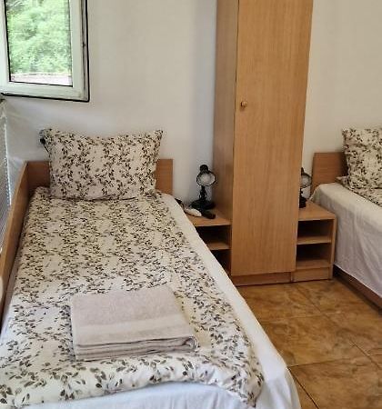 Guest House Selin Veliko Tarnovo Ngoại thất bức ảnh